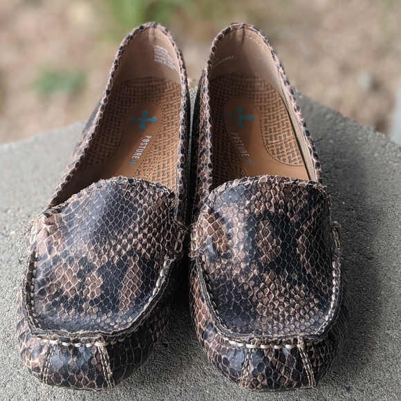 Baretraps Posture Plus+ "Ownah" brown/black leather snakeskin flats/loafers sz 7 - Picture 3 of 11